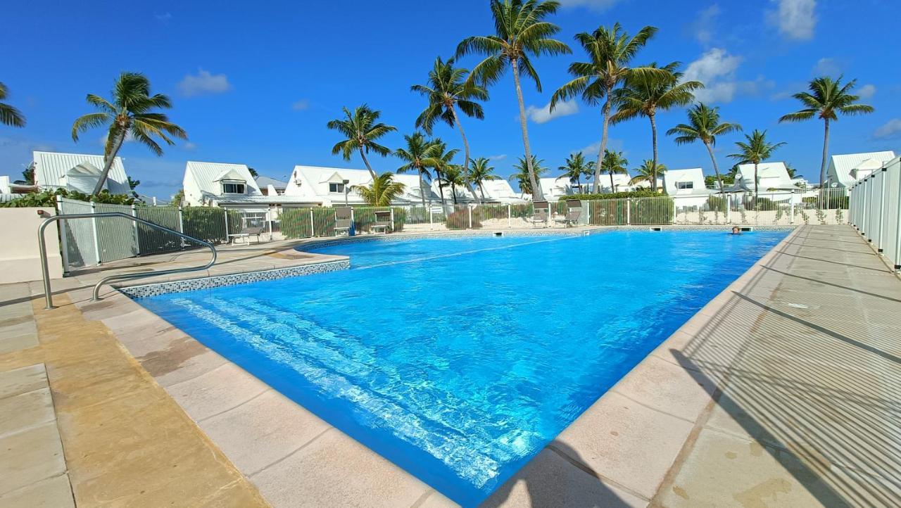 Friendly Beach House Baie Nettle Екстер'єр фото